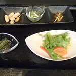 鉄板焼 Baknos - 前菜とサラダ