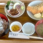 垂水漁港食堂 - 