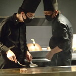 鉄板焼 Baknos - 間もなく