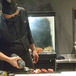 鉄板焼 Baknos - 炙ります