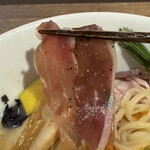 酒肴場 屯 - 濃厚な旨味の鴨の生ハム