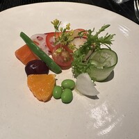 ラ・ボンヌターブル - 