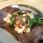 大貫 - 地鶏と野菜の朴葉味噌