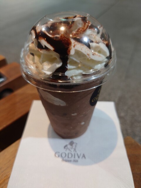 GODIVA Yurakucho Itoshia Ten