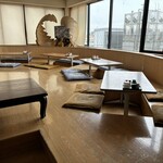 レストラン立田 - 小上がり席、お昼時なのにガラン・ドゥ∑(ﾟДﾟ)