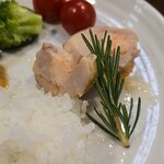 キッチン ブルー グローブ - 塩レモンソースも残り少ない