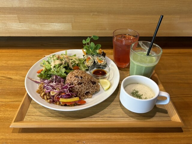 Lohas Natural Food Dining