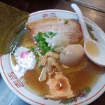 麺や横丁 縁日 - 【 横丁ラーメン・並 】　８８０円