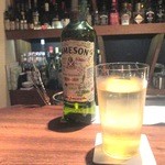 バーアルディ - ジェムソン今年の記念ボトルはPOPっす！