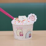 サーティワンアイスクリーム - 料理写真:ハッピーフレンズの「すみっコぐらし」 しろくま