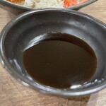 ごはんや金沢 - ソースは絶大な破壊力