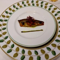 ジャマン - 岐阜県産鮎のスモークフルーツトマト添え