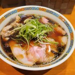 ラーメン 坊也哲 - 黒いスープ