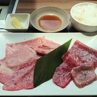 焼肉うしごろ 新宿三丁目店 - 『たべごろコース（3800円税込&サービス料5%）』
