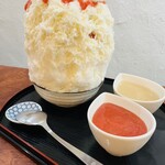 こひる庵 - ソルダムみつ250円で増量　桃みつは300円でトッピング