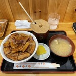 ぶた丼のとん田 - 