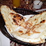 サティヤム - 甘い香りのナン