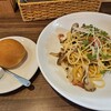 ボン ピアット - 料理写真:パスタランチ（明太子ときのこのパスタ）＋パン