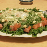 寿美鈴 - ベーコンと温泉玉子のシーザーサラダ　６７０円