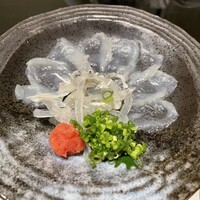 逸品料理屋 流石 - 河豚刺し