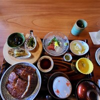 炭焼うな富士 白壁別邸 - 