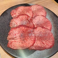 焼肉ホルモン 稲田 - 薄切りネギたん