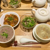 南青山エッセンス - ランチセットA +100円エビチリ変更、お粥、薬膳スープ