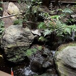 いば昇 - 愛らしい中庭