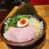 横浜家系ラーメン 光大家 三宮店