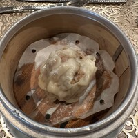 中国菜 ARATA - ポルチーニが高く香る、ジューシーな焼売。肉感が半端ない！