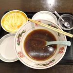 永楽 - 豚角煮タン麺930円（ランチは、炒飯、麻婆豆腐ほか、食べ放題）
