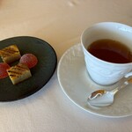 フレンチレストラン ミクニ サッポロ - 紅茶・菓子