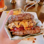 シェイクツリー バーガー＆バー - 