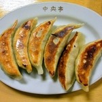 鶴亀 - 自家製焼き餃子￥600