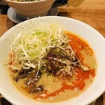 四川担々麺 赤い鯨 - 