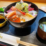 旬彩 ごちそう - 海鮮丼