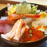 旬彩 ごちそう - 海鮮丼