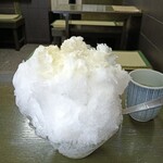 たいやき わかば - ミルク氷　白玉追加