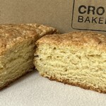クロフトベーカリー - サワードウビスケット　断面
