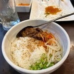 炭火焼肉 にく式 - 「ぶっかけ飯」