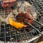 炭火焼肉 にく式 - 「和牛カイノミ　あつ」