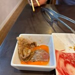 炭火焼肉 にく式 - 「焼きしゃぶカルビ（卵付き）」