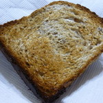 ベーカリー燈 - くるみ入り食パン ¥262