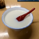 老六早餐 - 豆乳 100円だよ