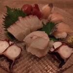 酒菜屋 ながれ - 刺身盛り合わせ