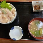 漁師の店 富丸 - 平日7／１９日まで１日10食限定ホタテ丼