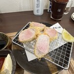 黒豚の館 - 