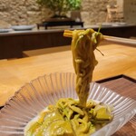 まとい 銀座 - 麺は、もはや、麺ではなく、鮑の味(笑)