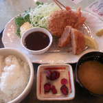 エヴァンタイユ ゴルフクラブ レストラン - ３種のフライランチ+２１０円