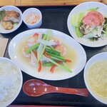 ちゃいな食堂 らく - 